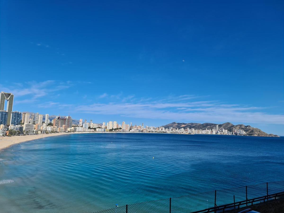 فيلا Bonito Triplex Con Increibles Vistas بينايدورم المظهر الخارجي الصورة