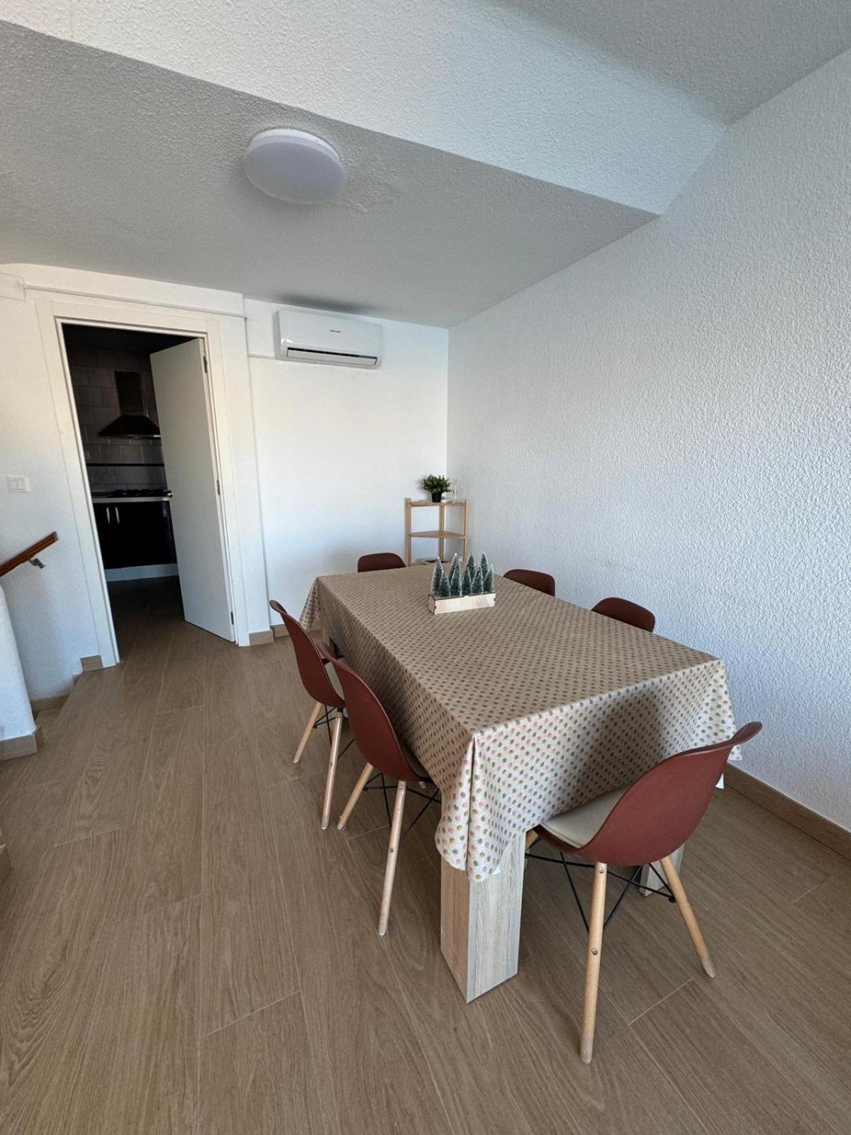 فيلا Bonito Triplex Con Increibles Vistas بينايدورم المظهر الخارجي الصورة