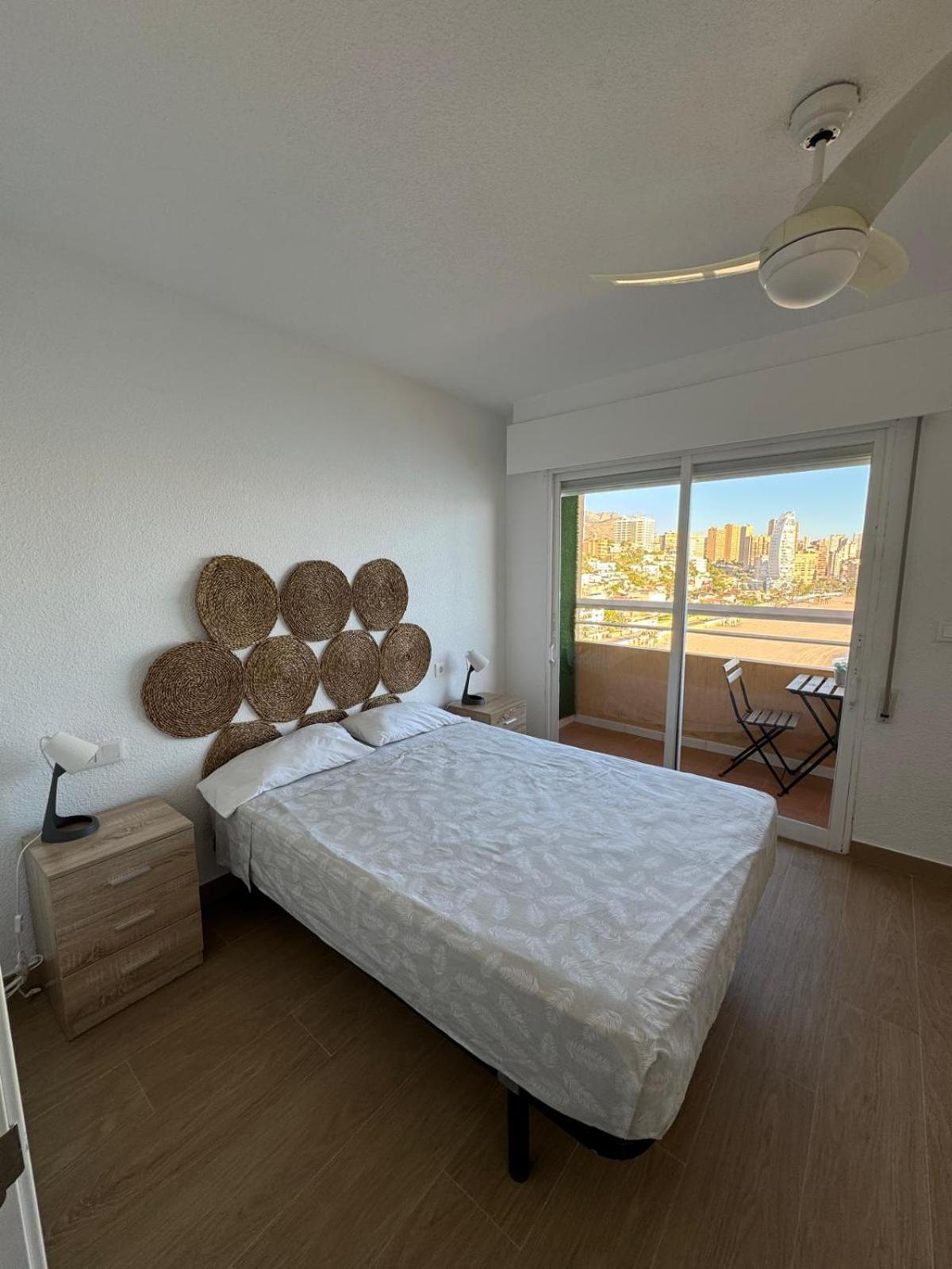 فيلا Bonito Triplex Con Increibles Vistas بينايدورم المظهر الخارجي الصورة