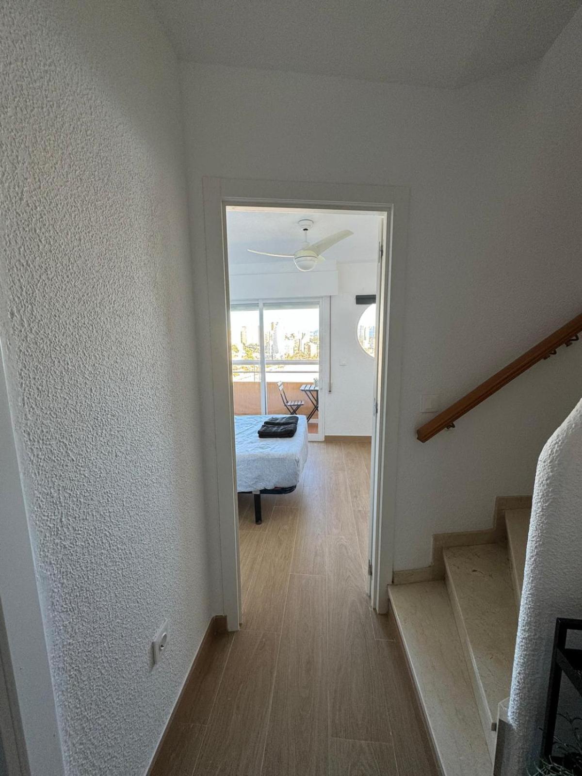 فيلا Bonito Triplex Con Increibles Vistas بينايدورم المظهر الخارجي الصورة